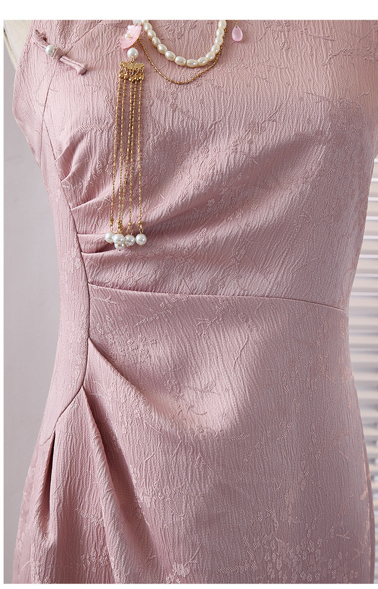 Vera Magnificent Qipao Cheongsam