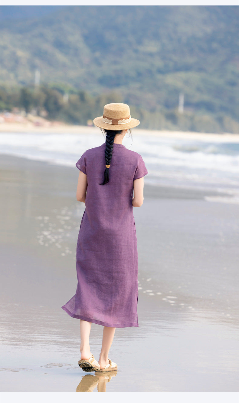 Eleanora Remarkable Embroidery Qipao Cheongsam