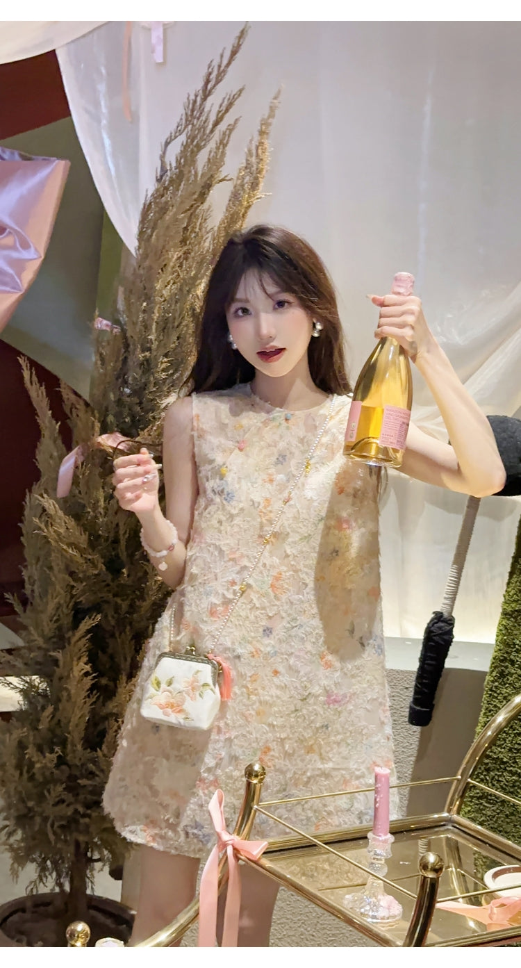 Amina Beautiful Qipao Cheongsam