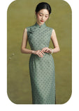 Begonia Grand Green Polka Dot Cheongsam Dress Slim Fit Qipao