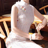 Crescendo Flowing Slim Fit Elegant White Cheongsam Qipao Dress